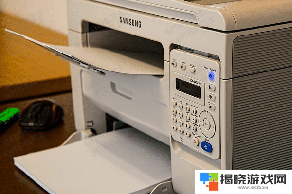 检查U盘的格式与兼容性