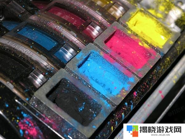 轻轻擦拭喷头部分